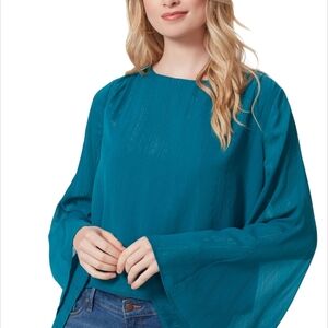 *NWT* Jessica Simpson Teal Women's Top